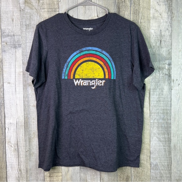 Wrangler Size Large Rainbow Crewneck Short Sleeve T-Shirt - Picture 1 of 6